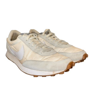 Nike Women's Cream Sneakers